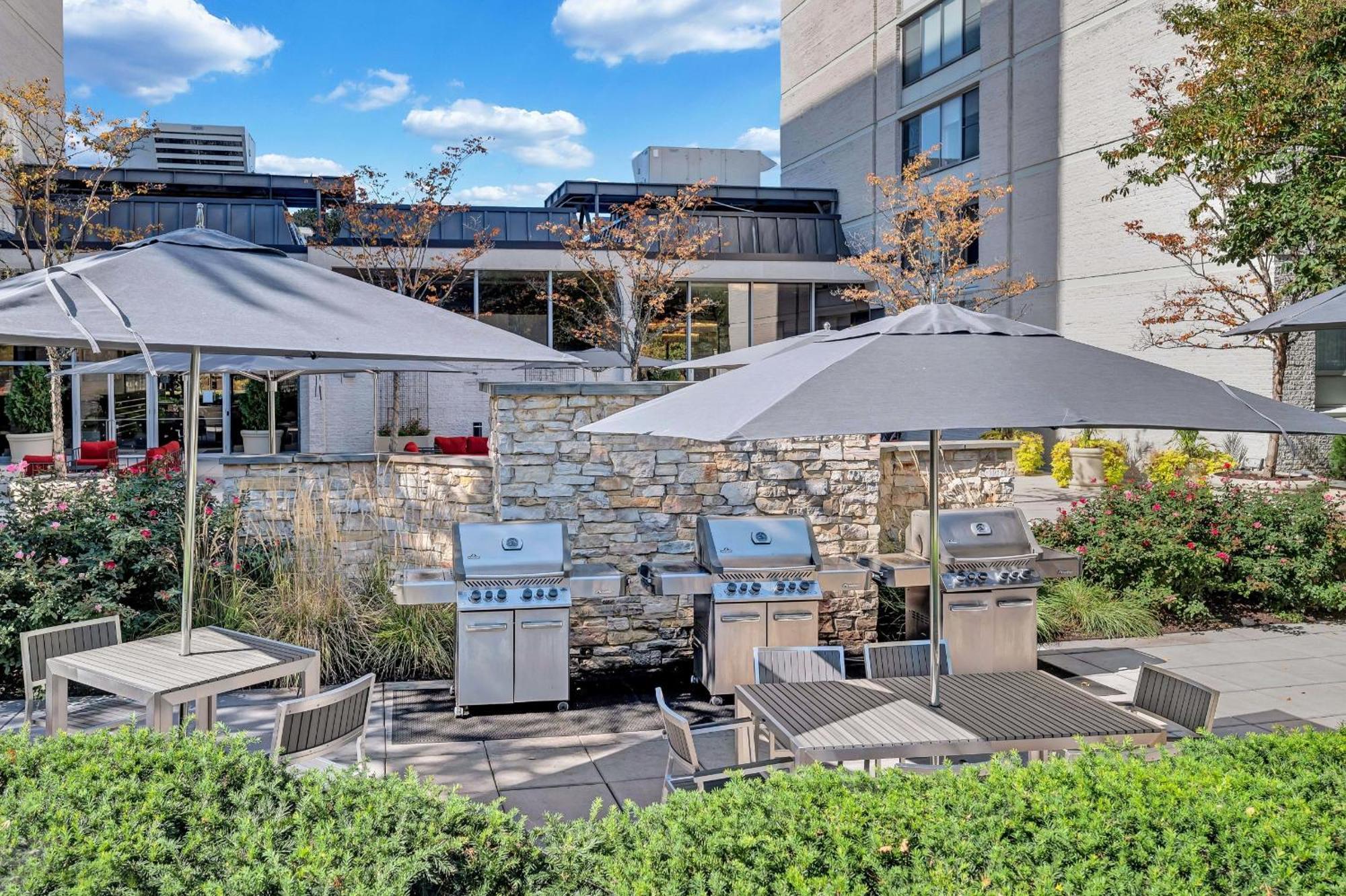 Beautiful 2Br Apartment At Crystal City With Gym Arlington Luaran gambar