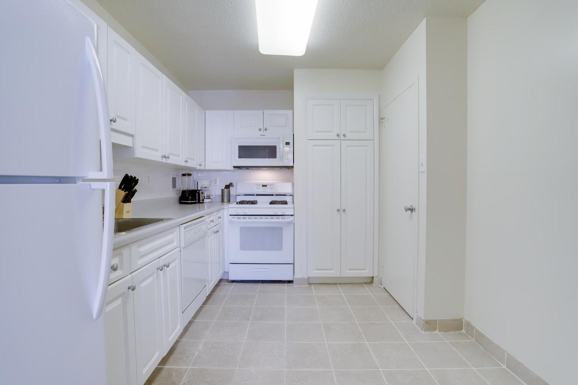 Beautiful 2Br Apartment At Crystal City With Gym Arlington Luaran gambar